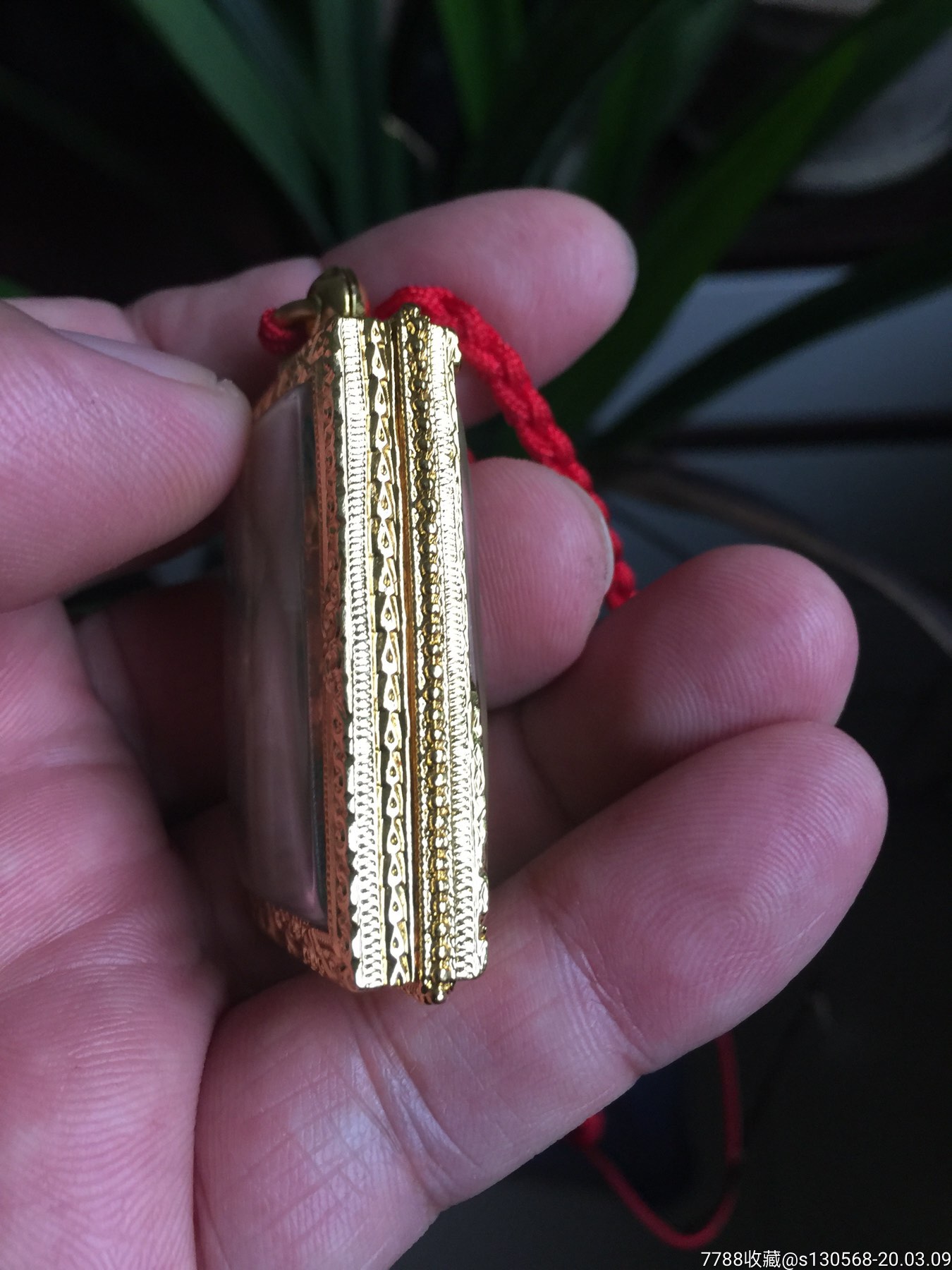 泰国佛牌都说佛牌用黄金包裹这到底是不是黄金我真不知道