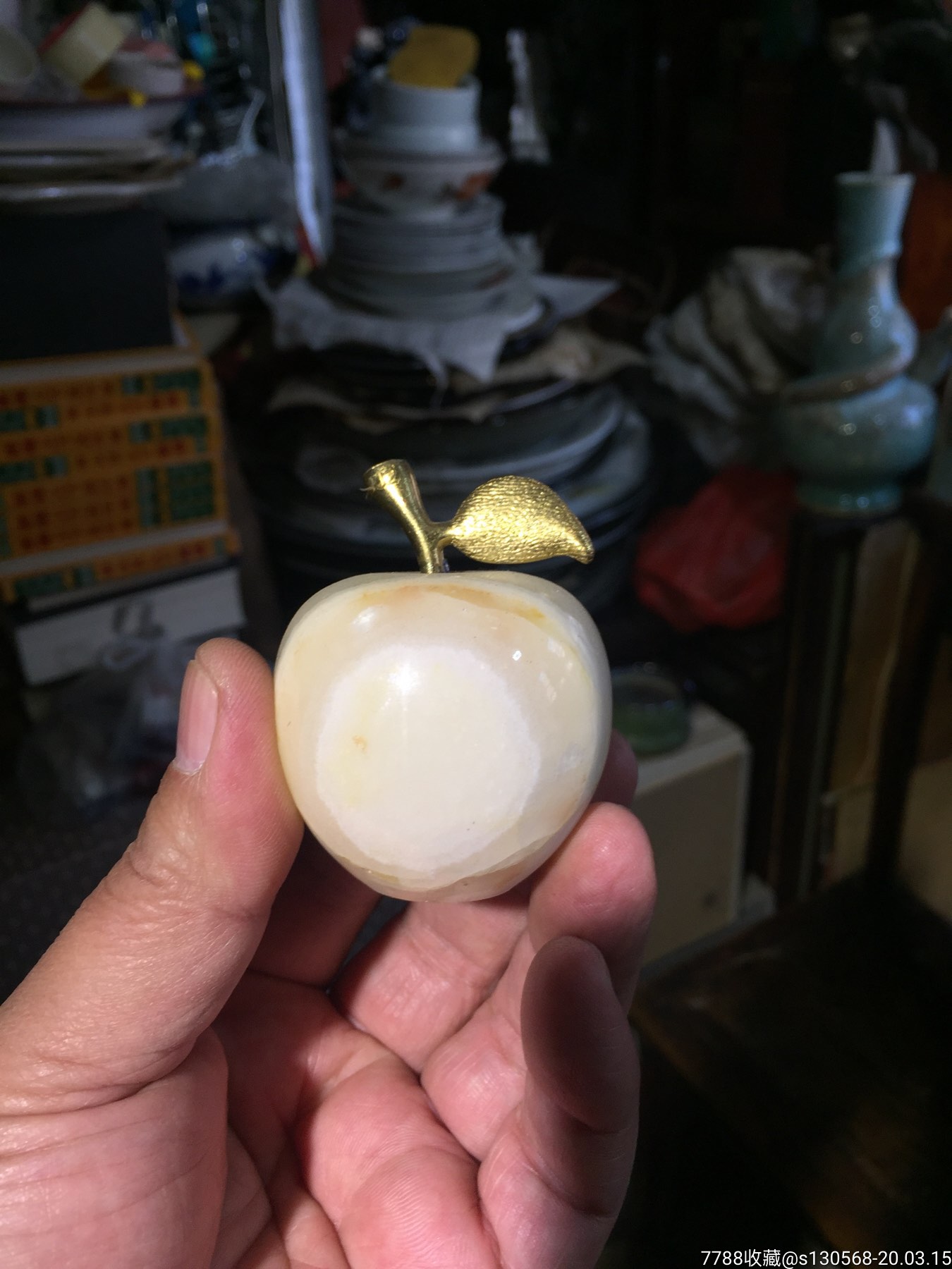 现代玉雕摆件—苹果