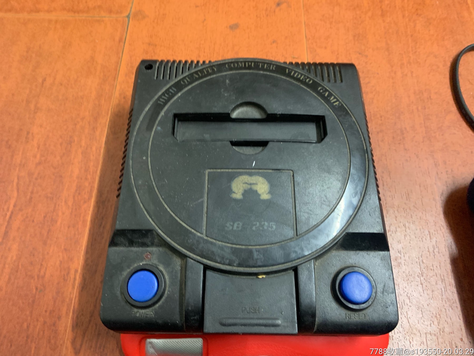 插卡游戏机一个