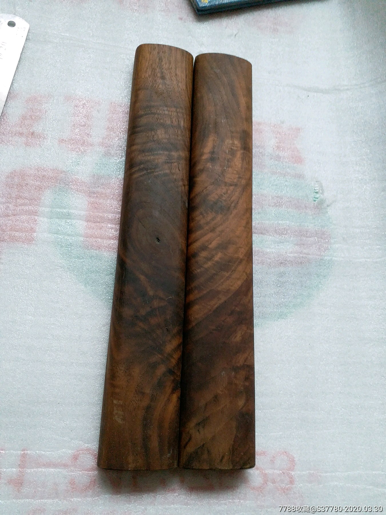 黄花梨麦穗纹镇尺标题仅供参考