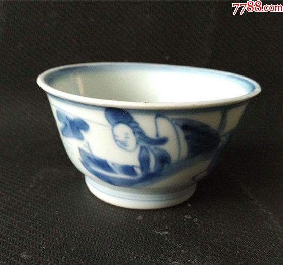 康熙青花人物压手杯开门精品
