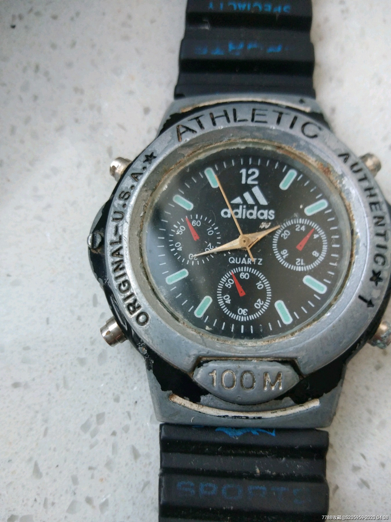 阿迪达斯手表