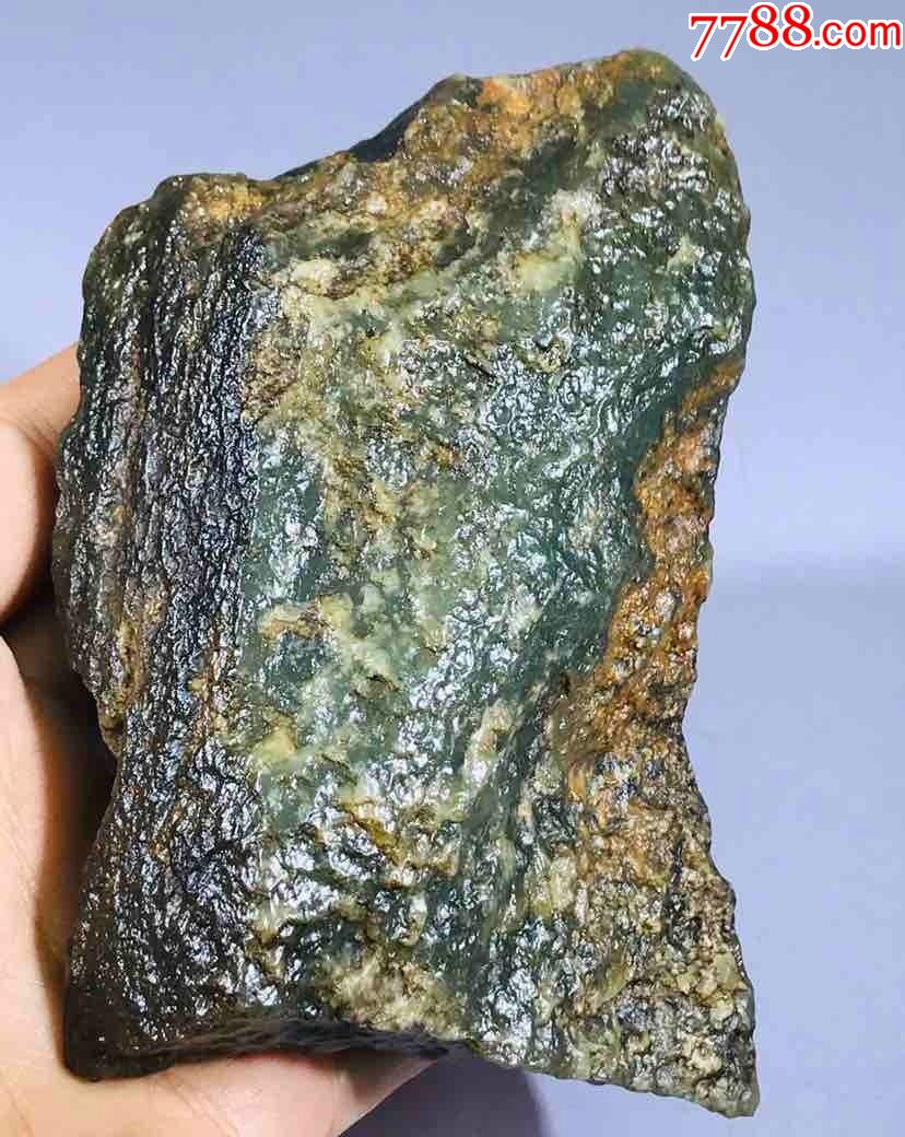 3783和田玉细肉青玉旱籽戈壁料原石519克_价格100元_第6张