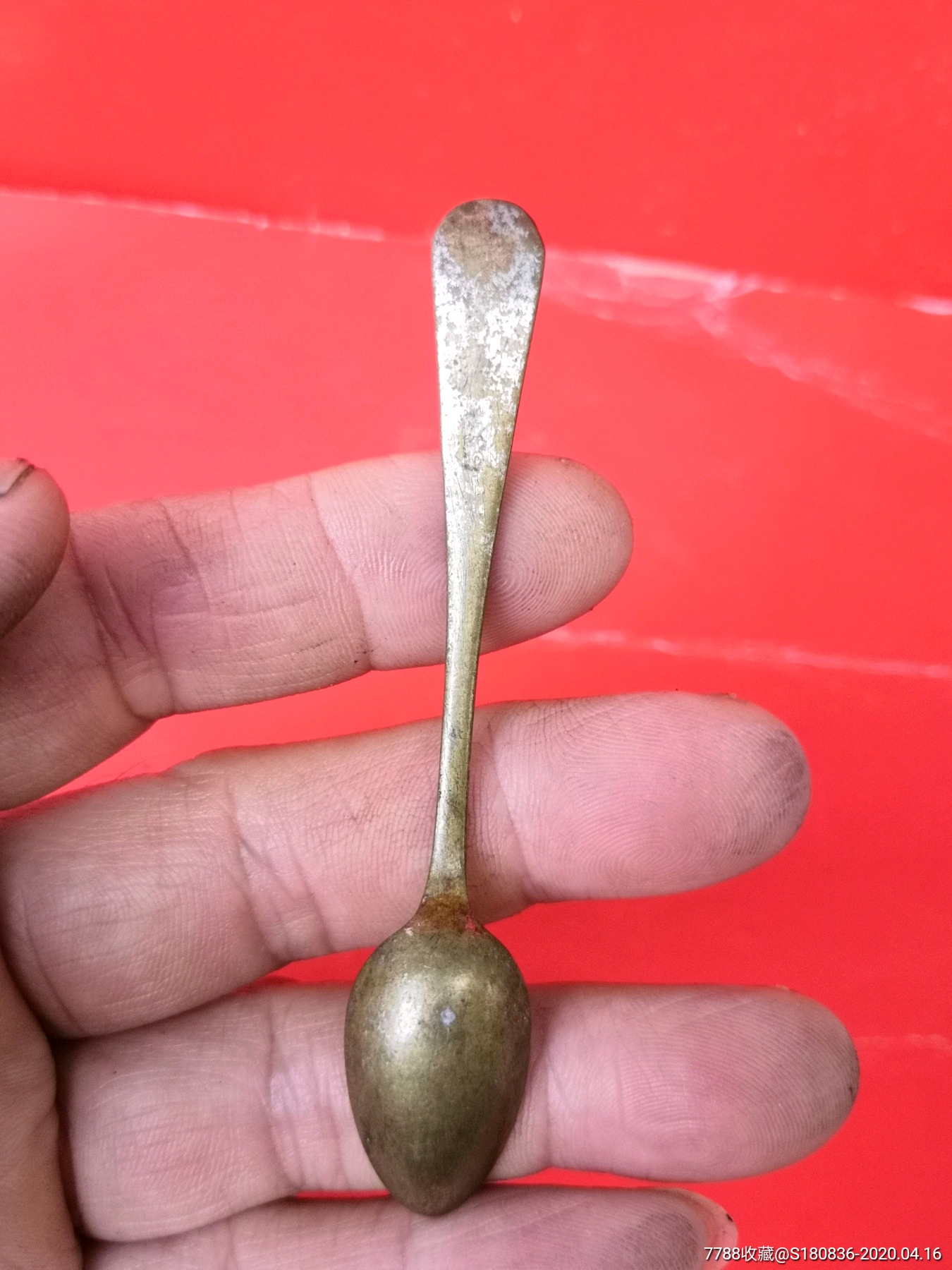 华侨百年前从外国带回来的铜勺子