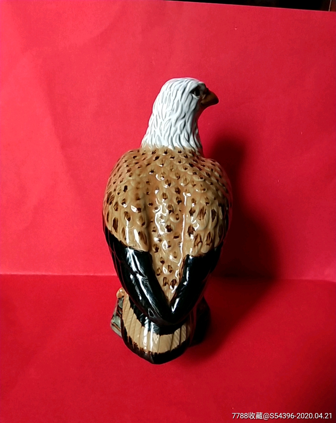 石湾窑雕塑瓷——鹰