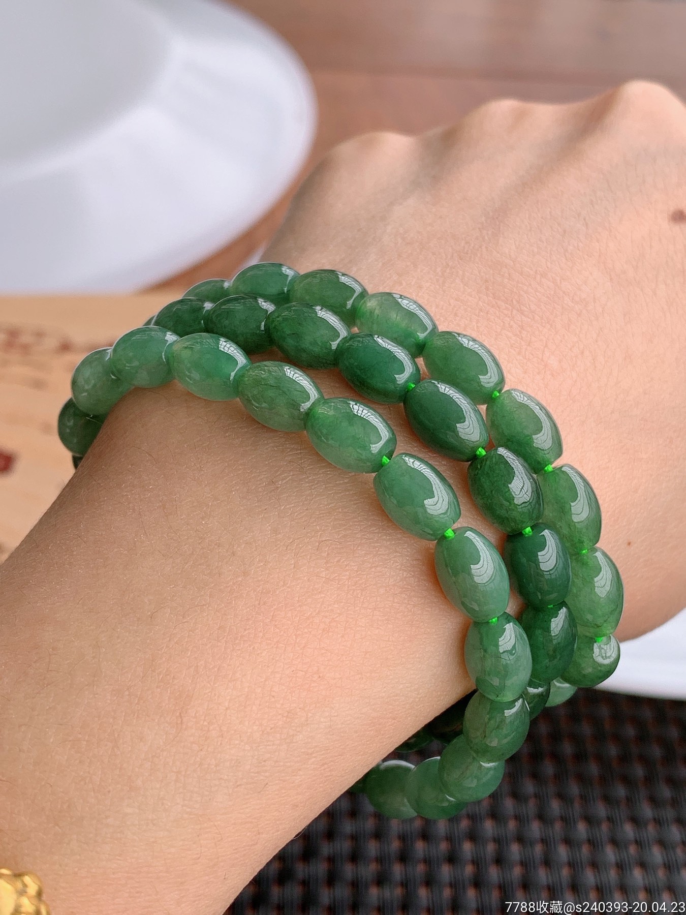 冰润浅绿翡翠米珠项链