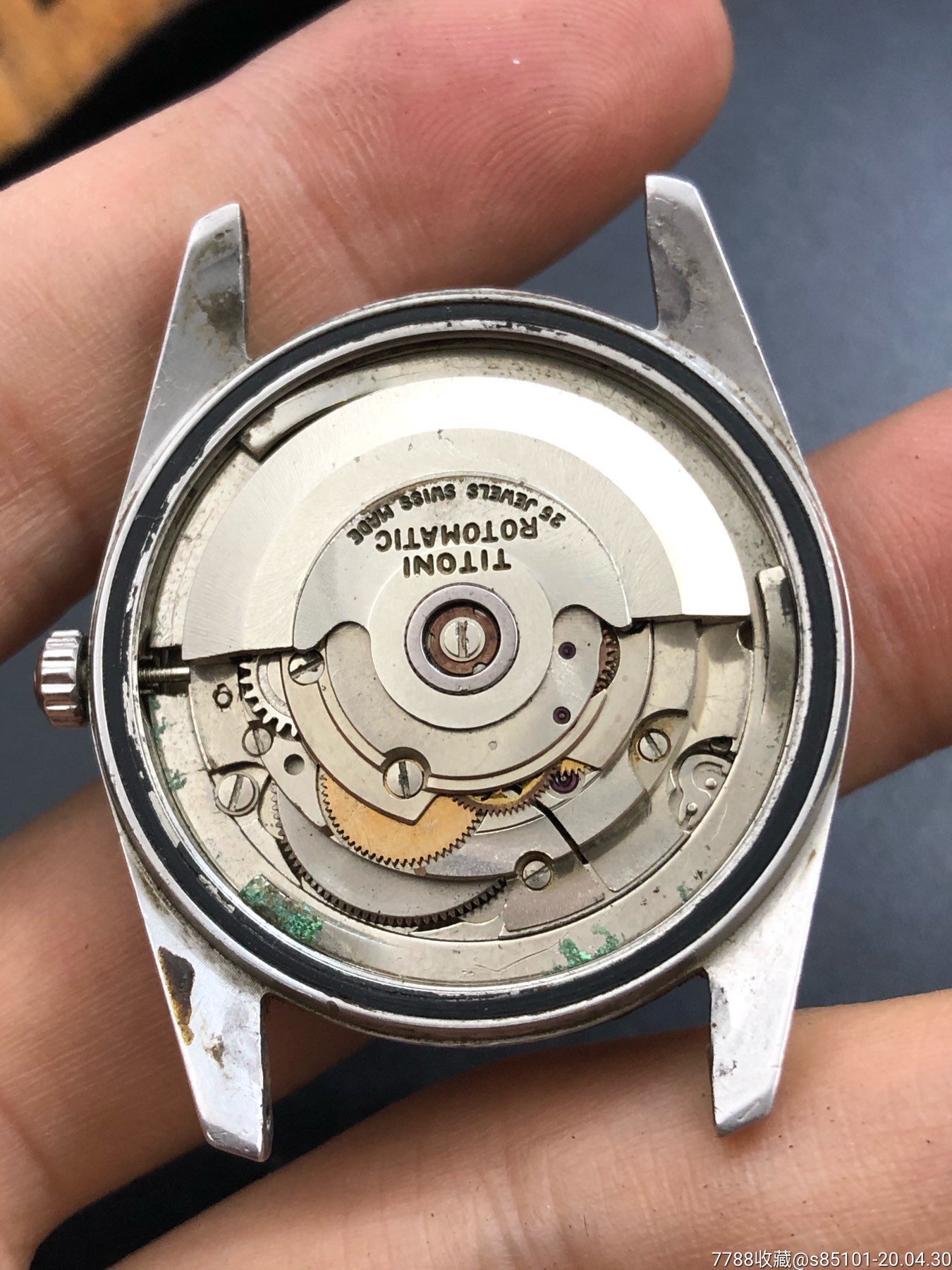 自动"梅花"机芯是:2784