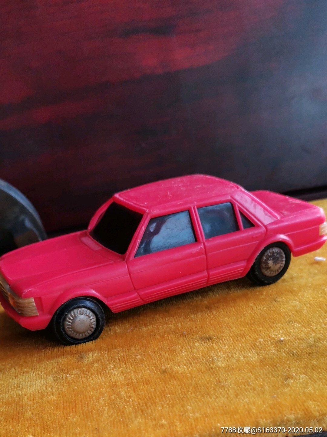 怀旧老玩具汽车