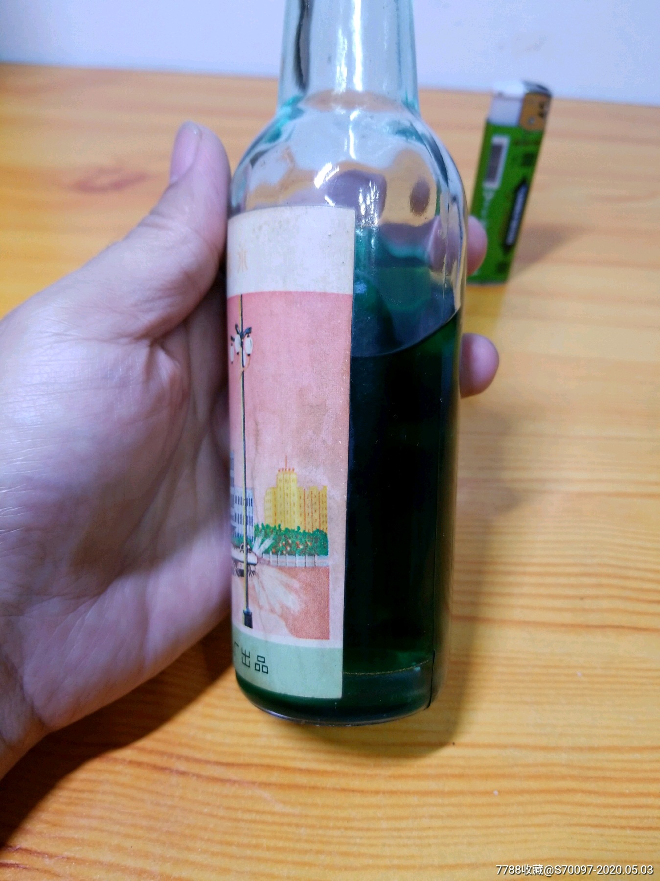 老古董上海花露水商标广告标,老玻璃瓶,怀旧老物件收藏