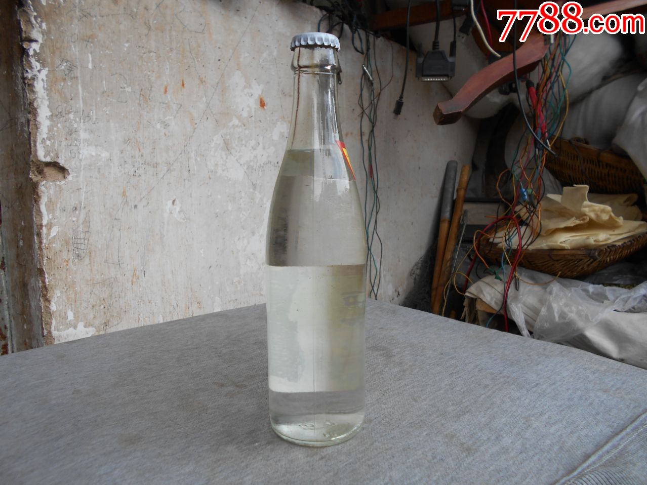 2004年云南省嵩明杨林酿酒厂二级南冲包谷酒未开封