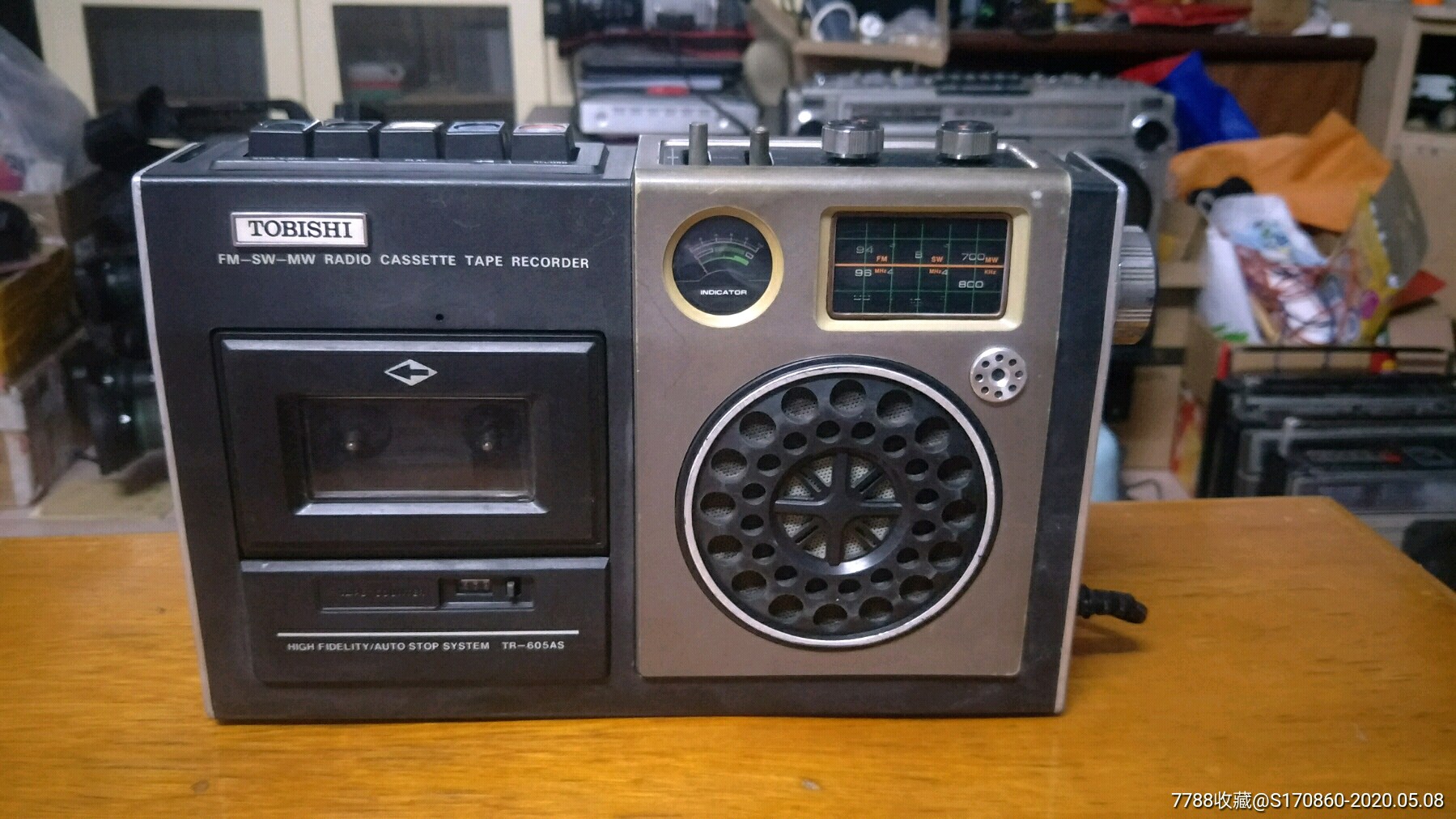 进口不知名小收录机