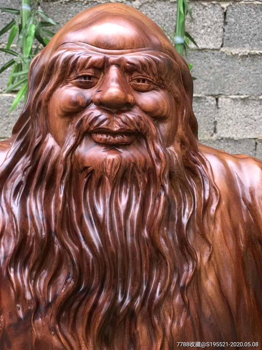 香樟木木雕摆件博大精深