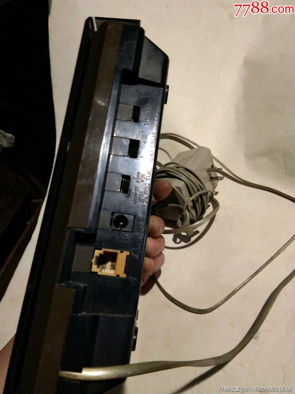 早期电话录音机一台