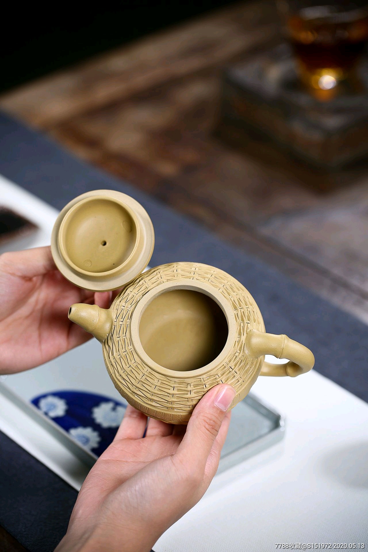 宜兴紫砂手工原矿段泥竹编圆珠壶