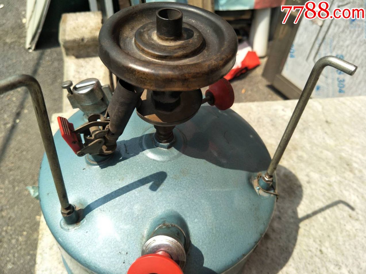 铁猫牌煤油汽化炉,接近全新品,打气皮垫松点,用油浸一下就好了,快递30