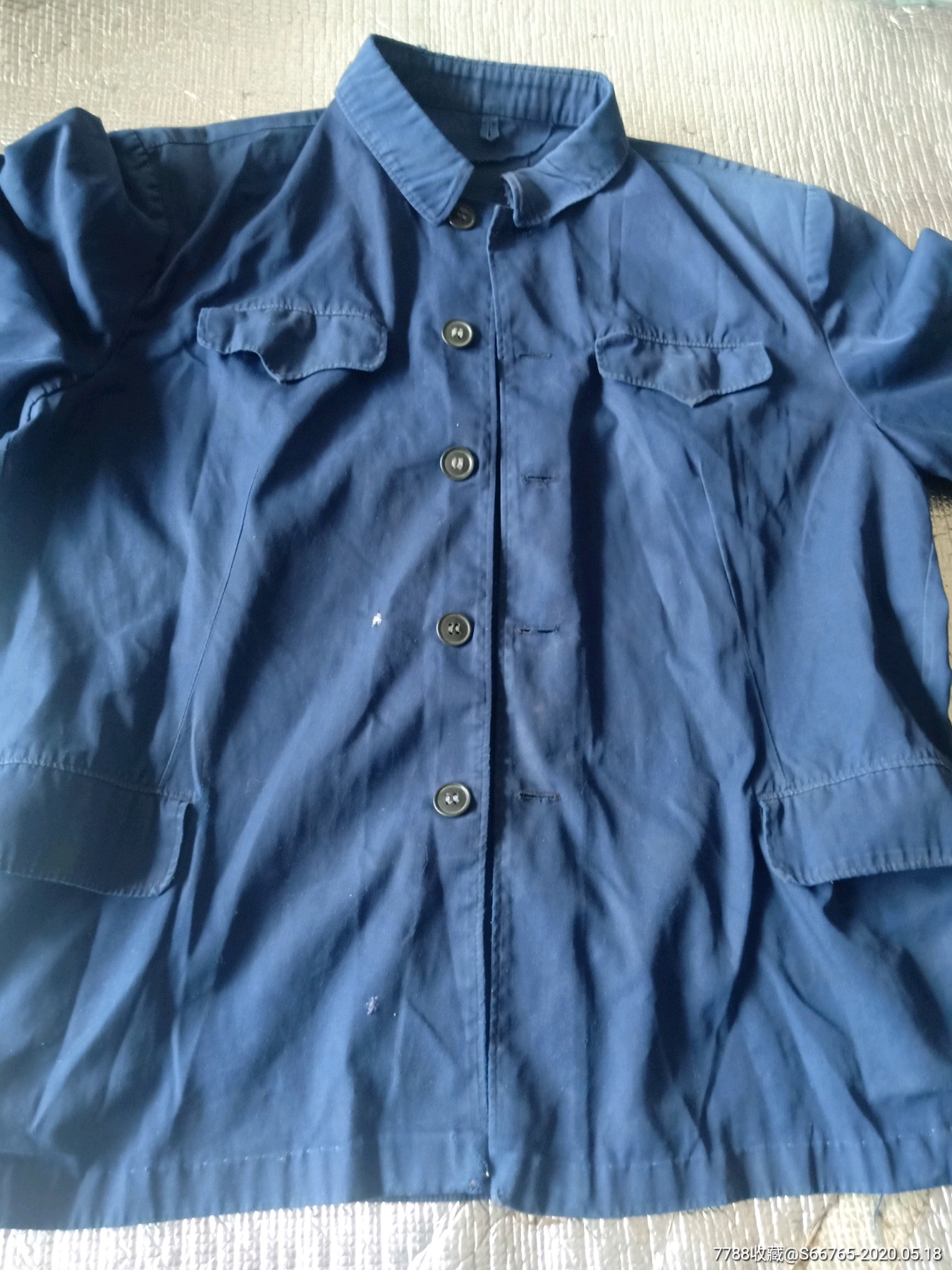 怀旧老蓝布中山装