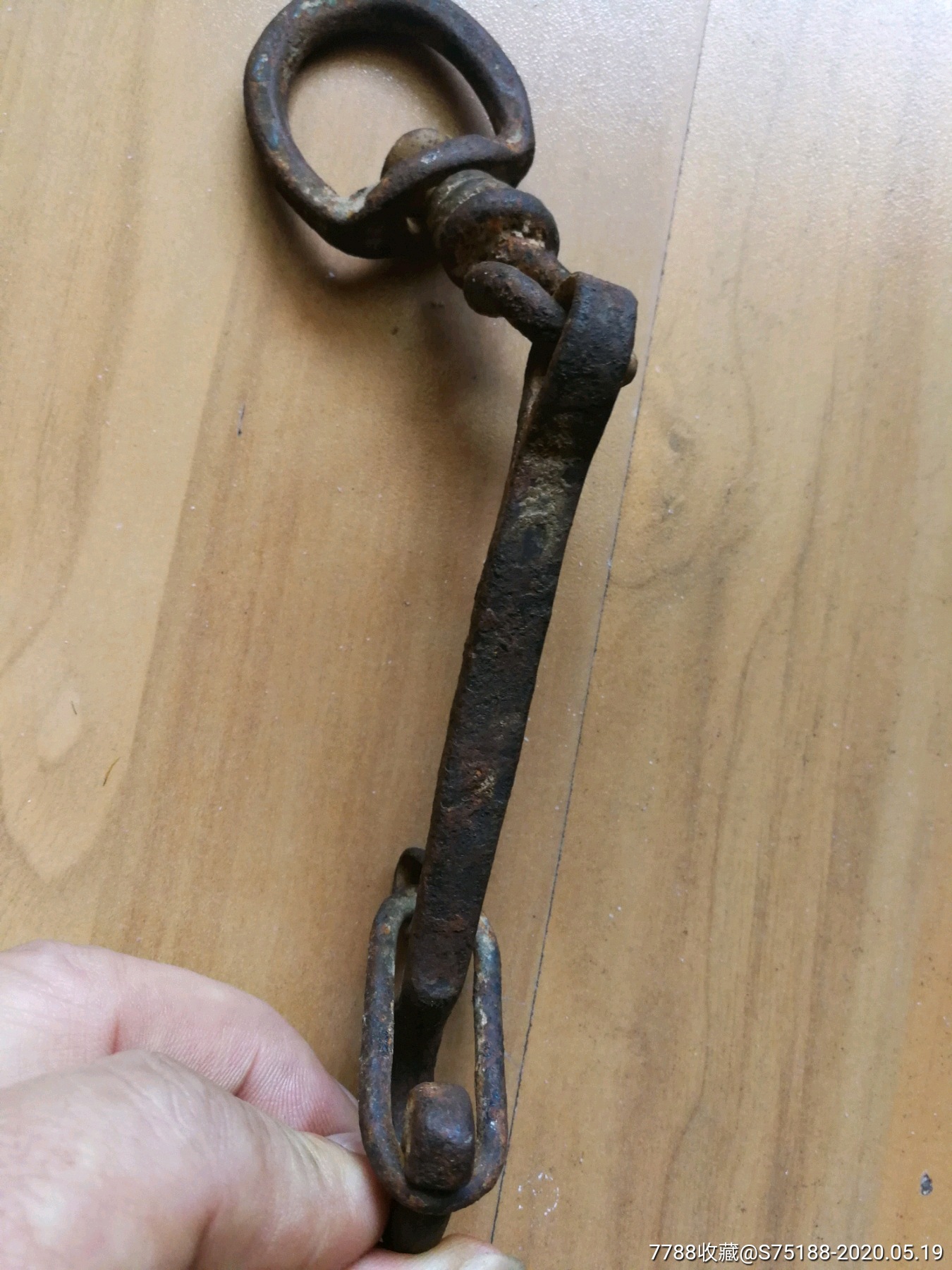 扁担钩?工艺精湛,厚实漂亮,虎气大方