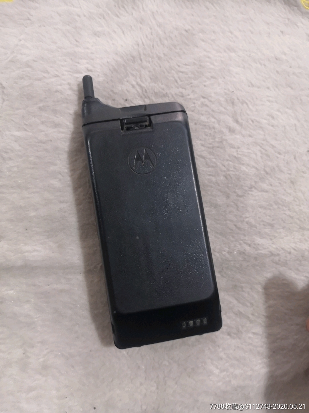 摩托罗拉8200:插大卡
