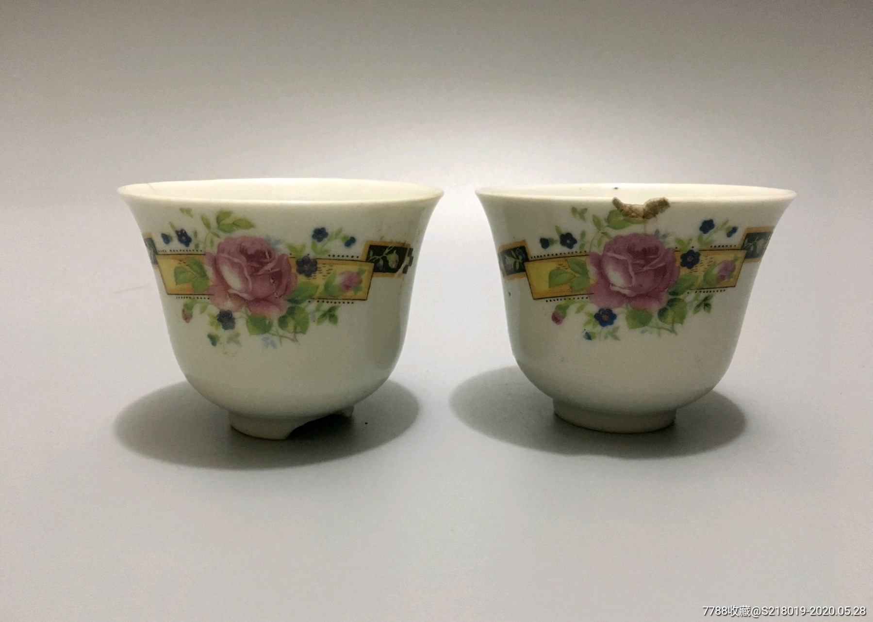 民国老瓷器一对,贴花铃铛杯,工艺好,瑕疵见图-彩绘瓷/彩瓷-7788收藏