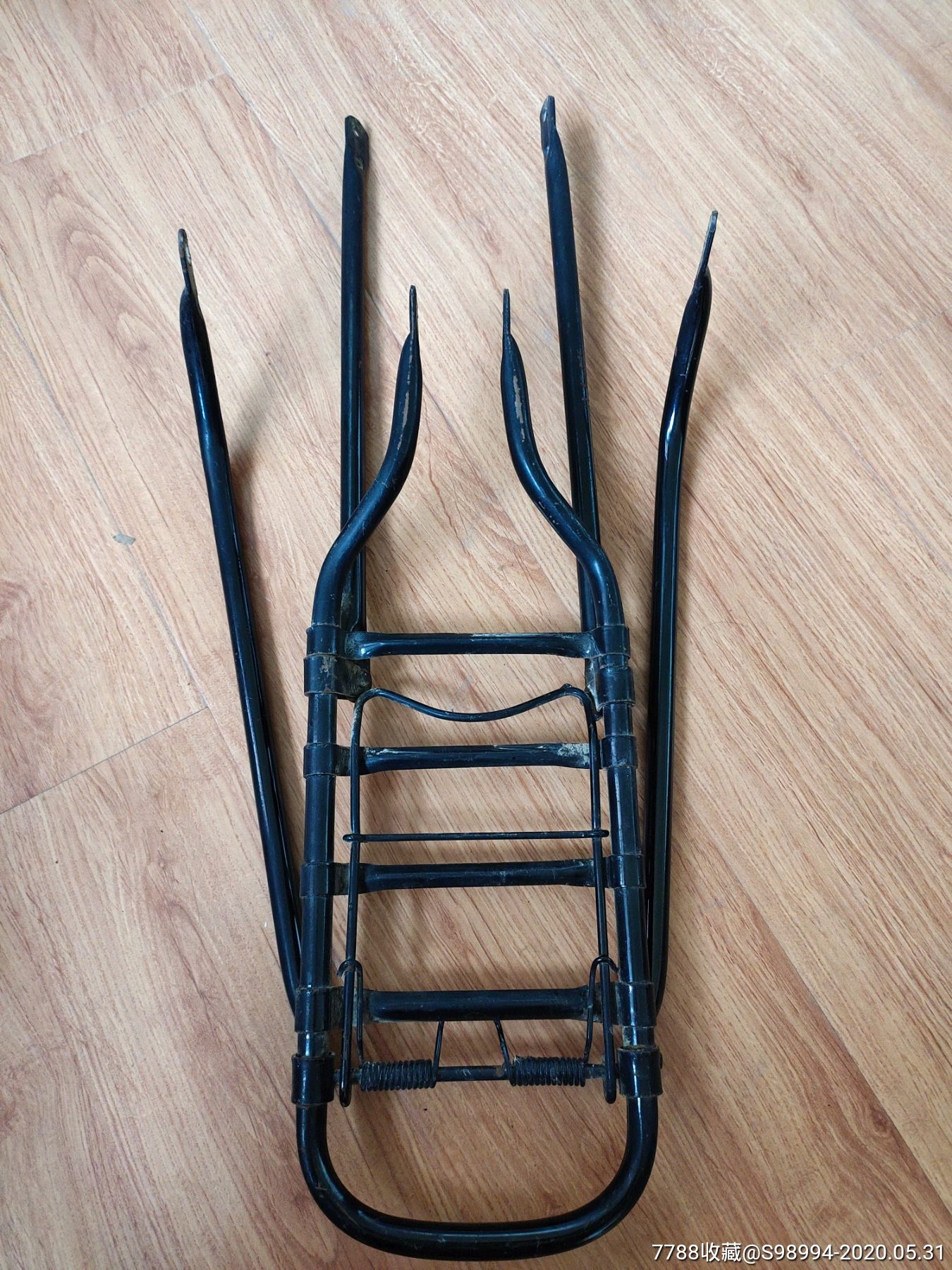 老自行车后衣架