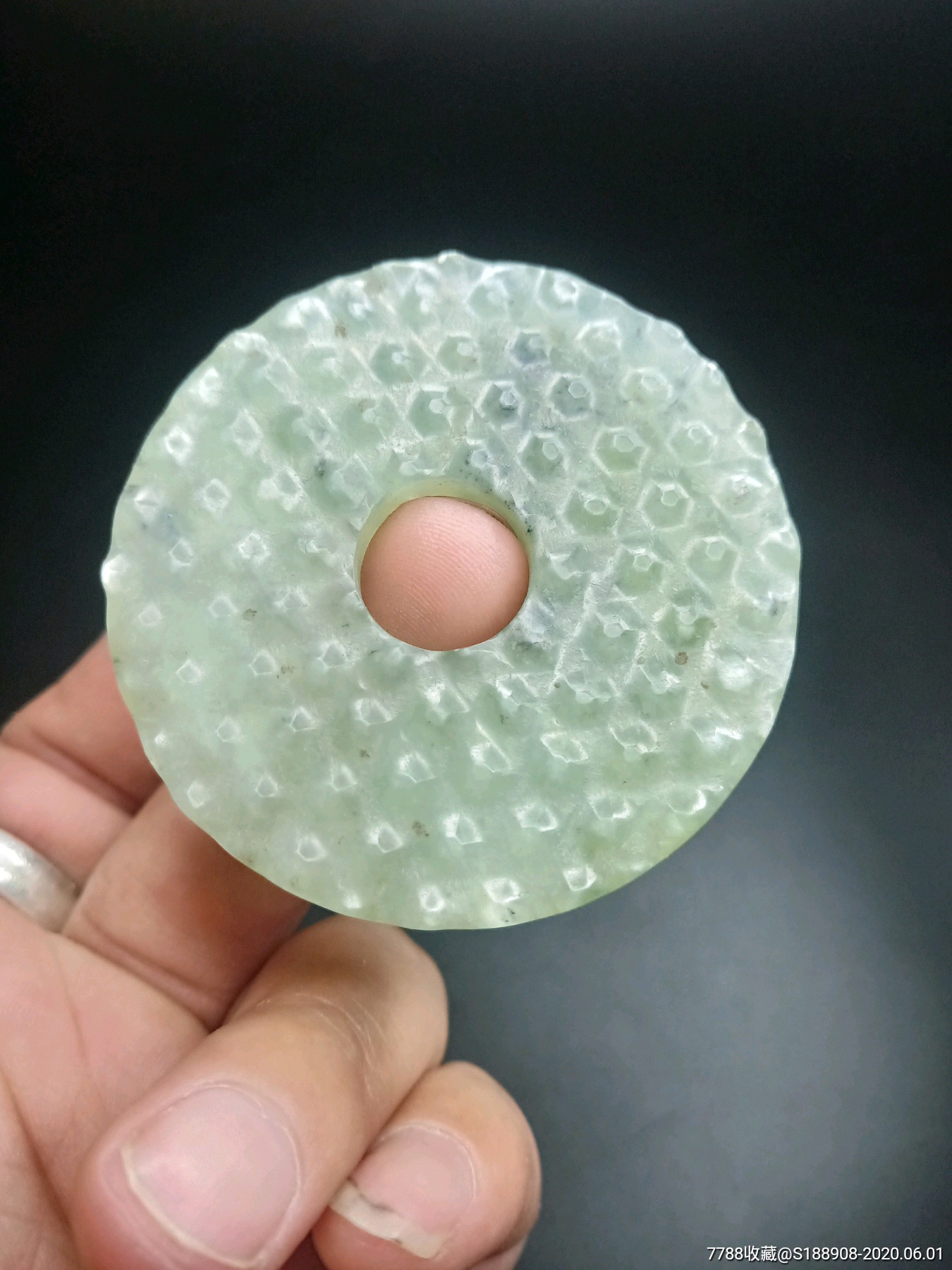 老岫玉谷纹玉壁