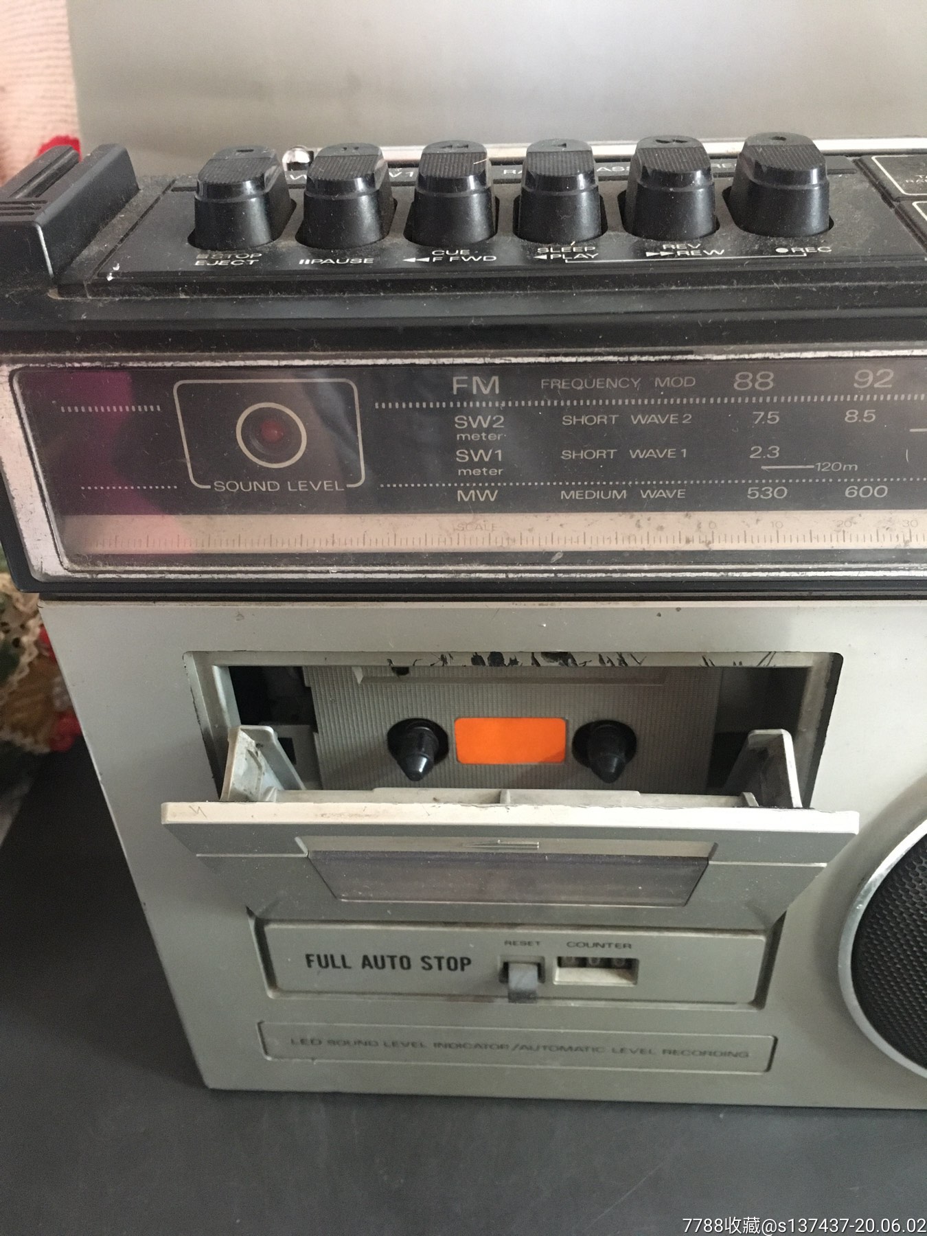 日本三洋录音机,没有电源线,不知是否好用