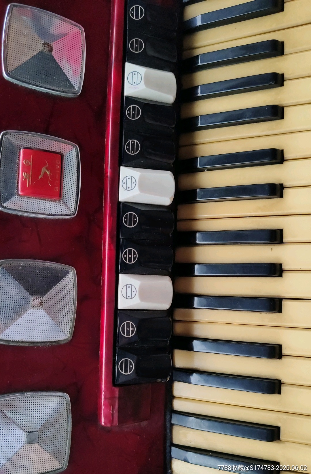 百乐牌手风琴,120贝斯