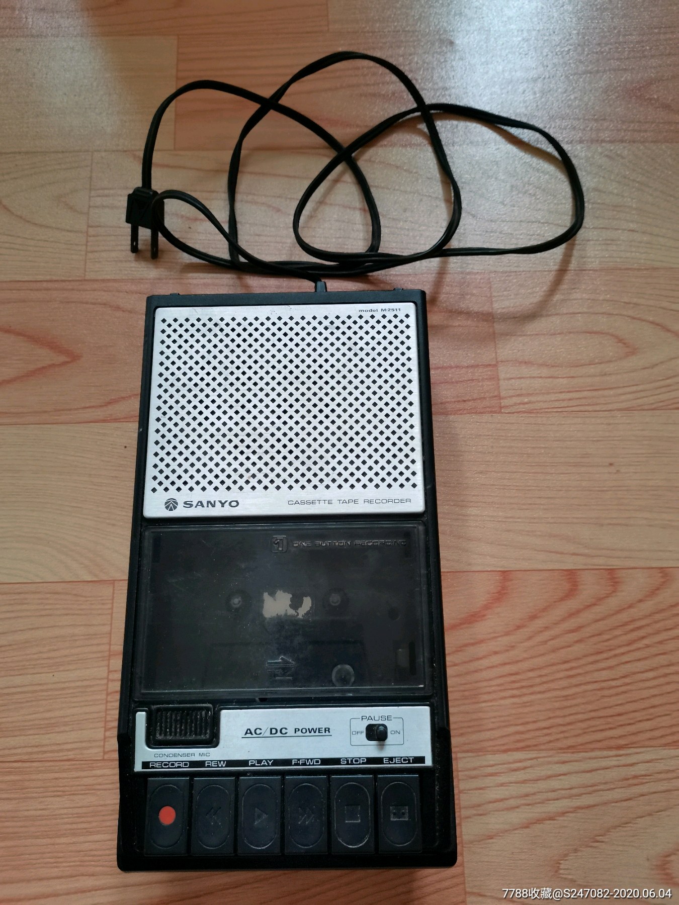 sanyo倒带机一台.