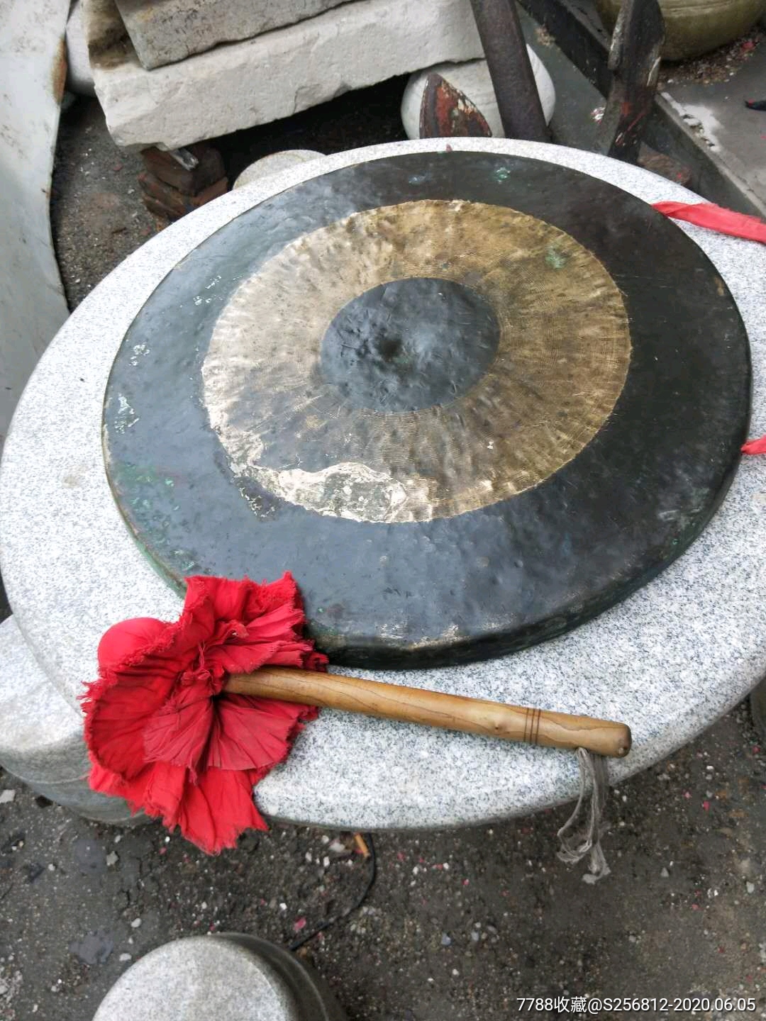 民国时期大铜锣,重10斤
