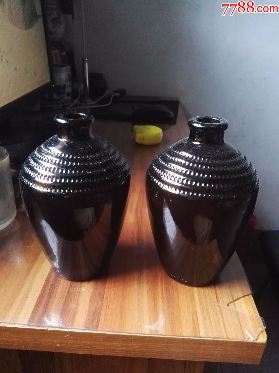 茶色玻璃瓶一对_酒瓶_图片收藏_回收价格_7788音像