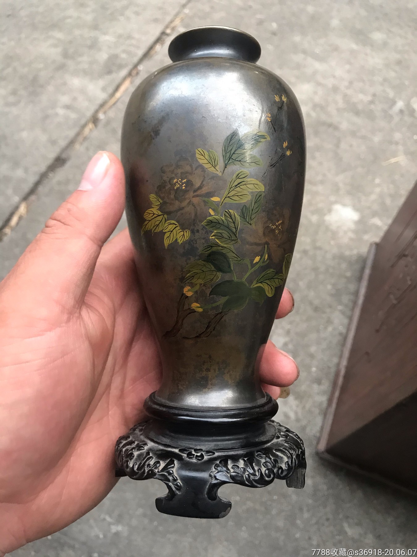 福州脱胎漆器公司出品花瓶一对