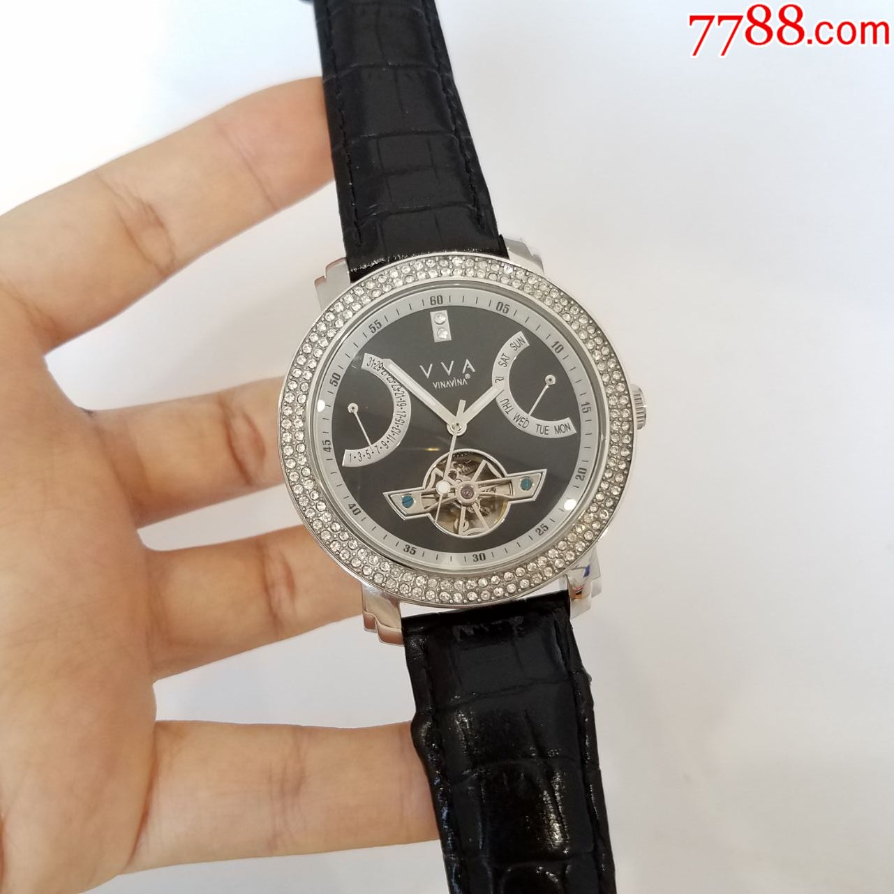 va自动机械男表【精磨机芯,透明底盖】【独特飞返指针显示】-手表