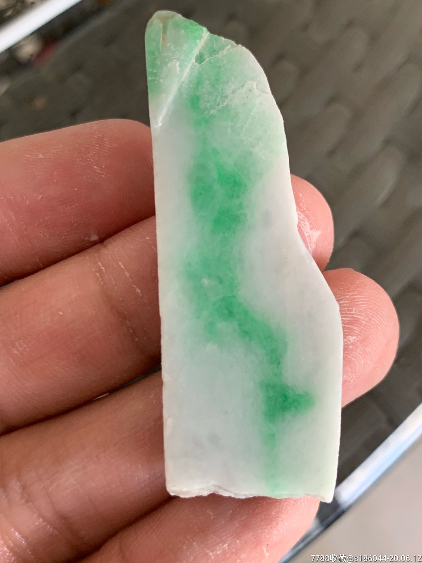 天然翡翠白底青竹节料子原石边角料