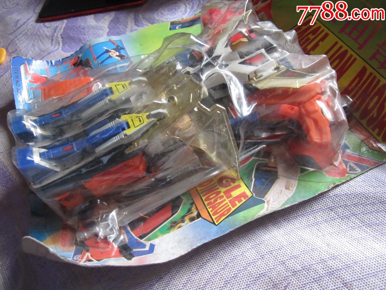 三面兽合体变形金刚