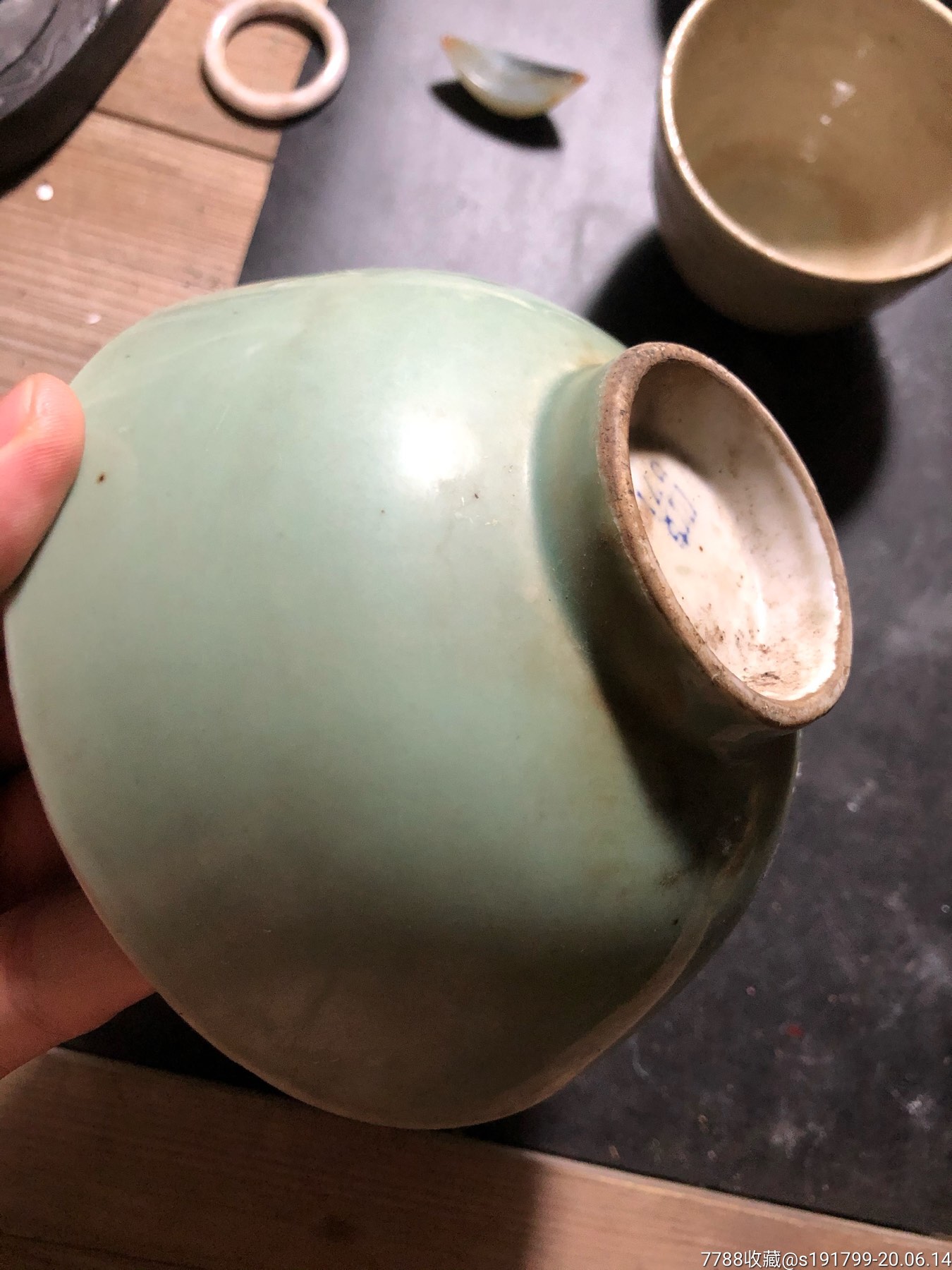 老瓷茶碗,釉水一流,品相完整!
