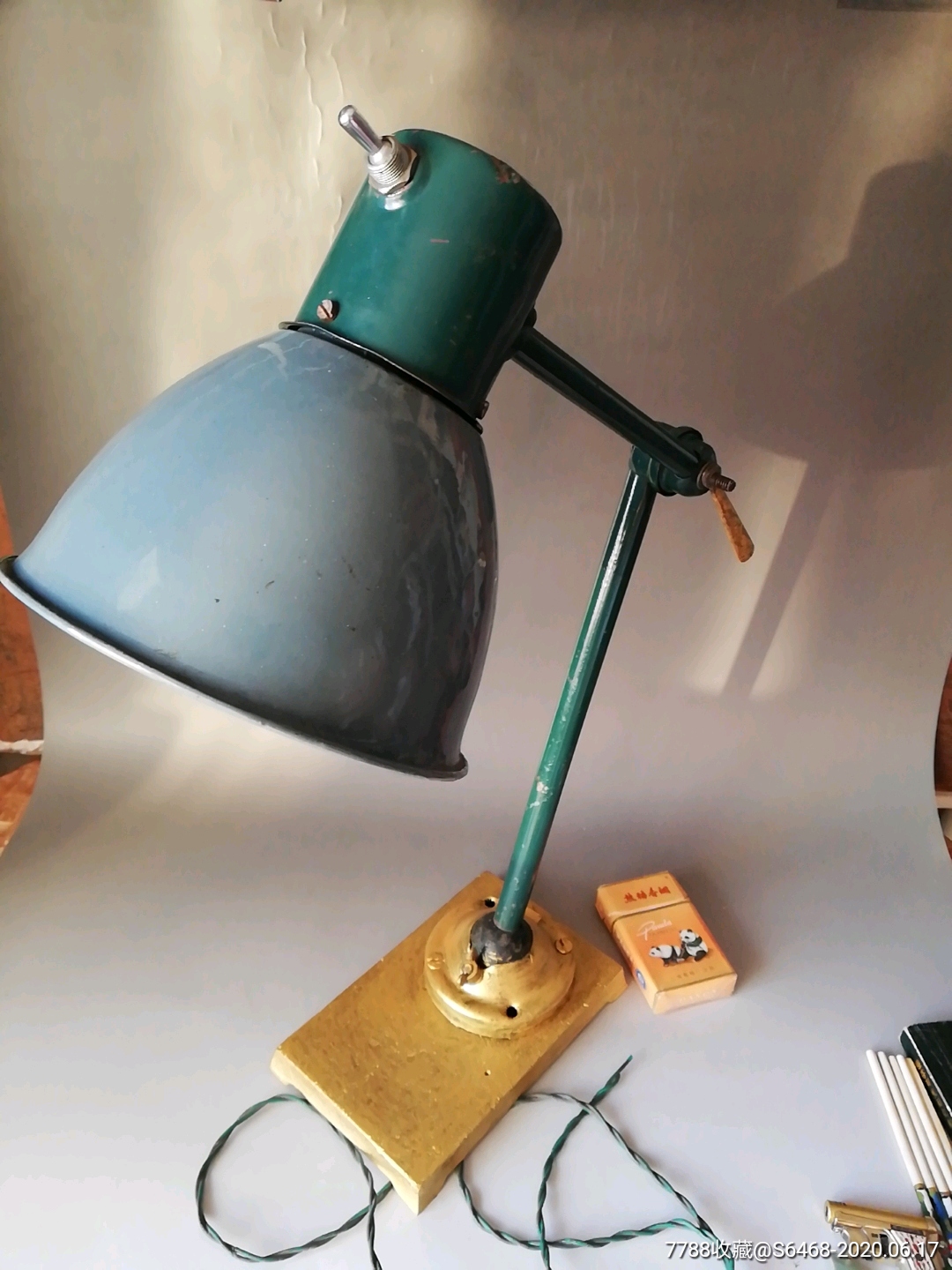 50年代,老台灯,万向转动调节.
