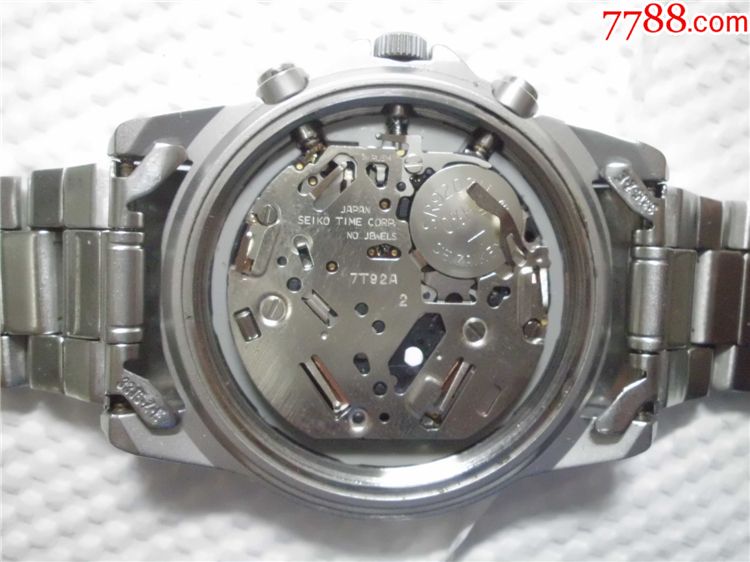 "多功能"精工,"七针",机芯7t92a,走时准