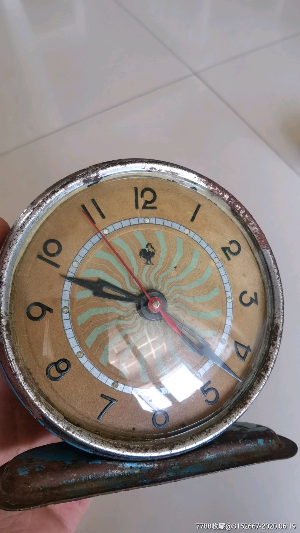 50年代早期金鸡牌机械闹钟马蹄表