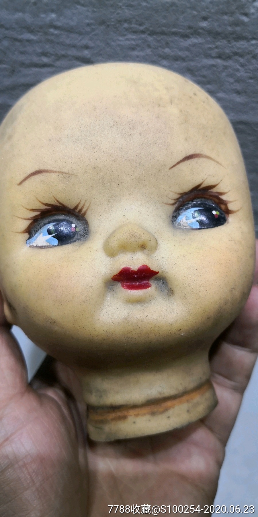 胶皮玩具人