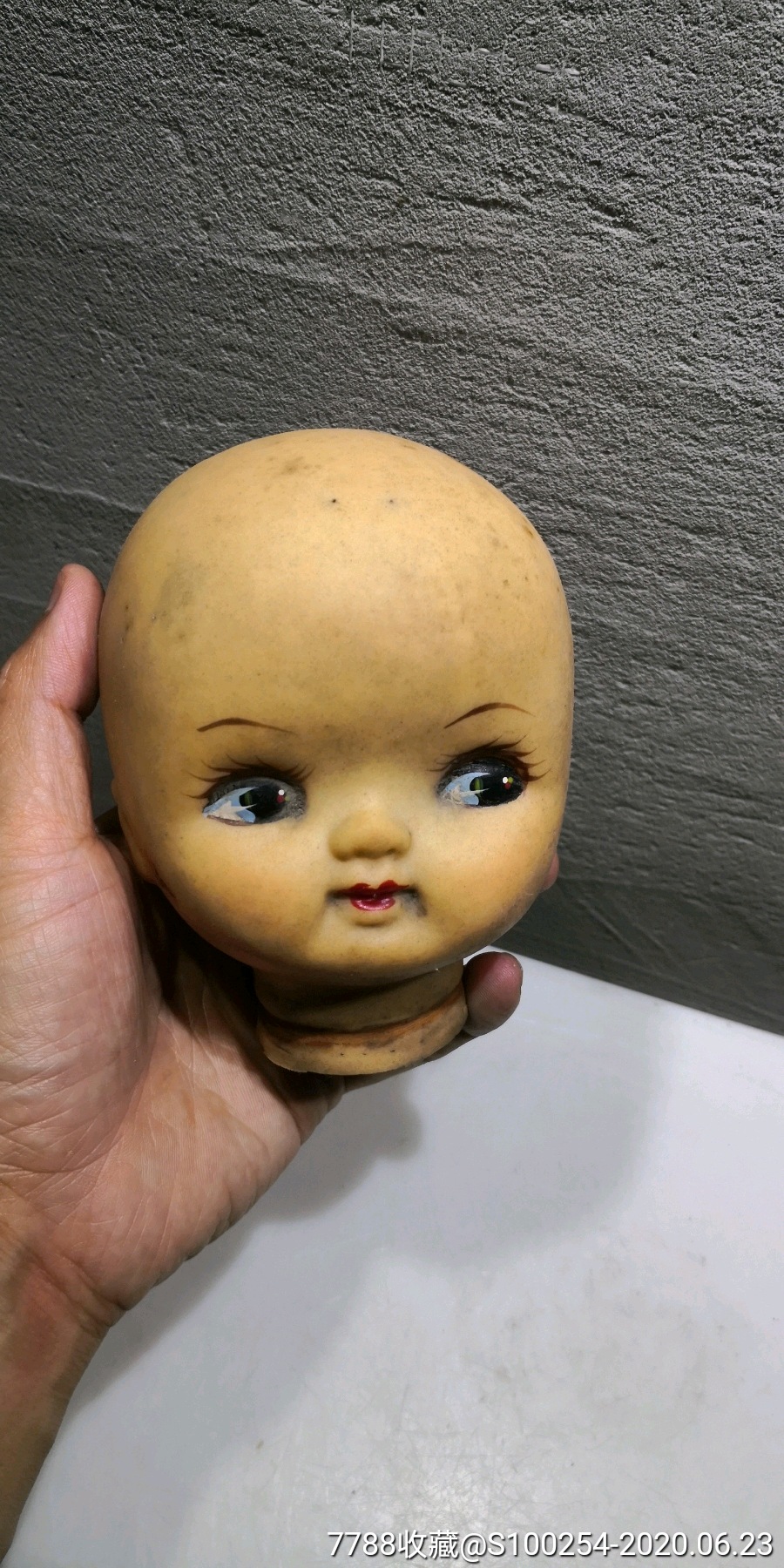 胶皮玩具人