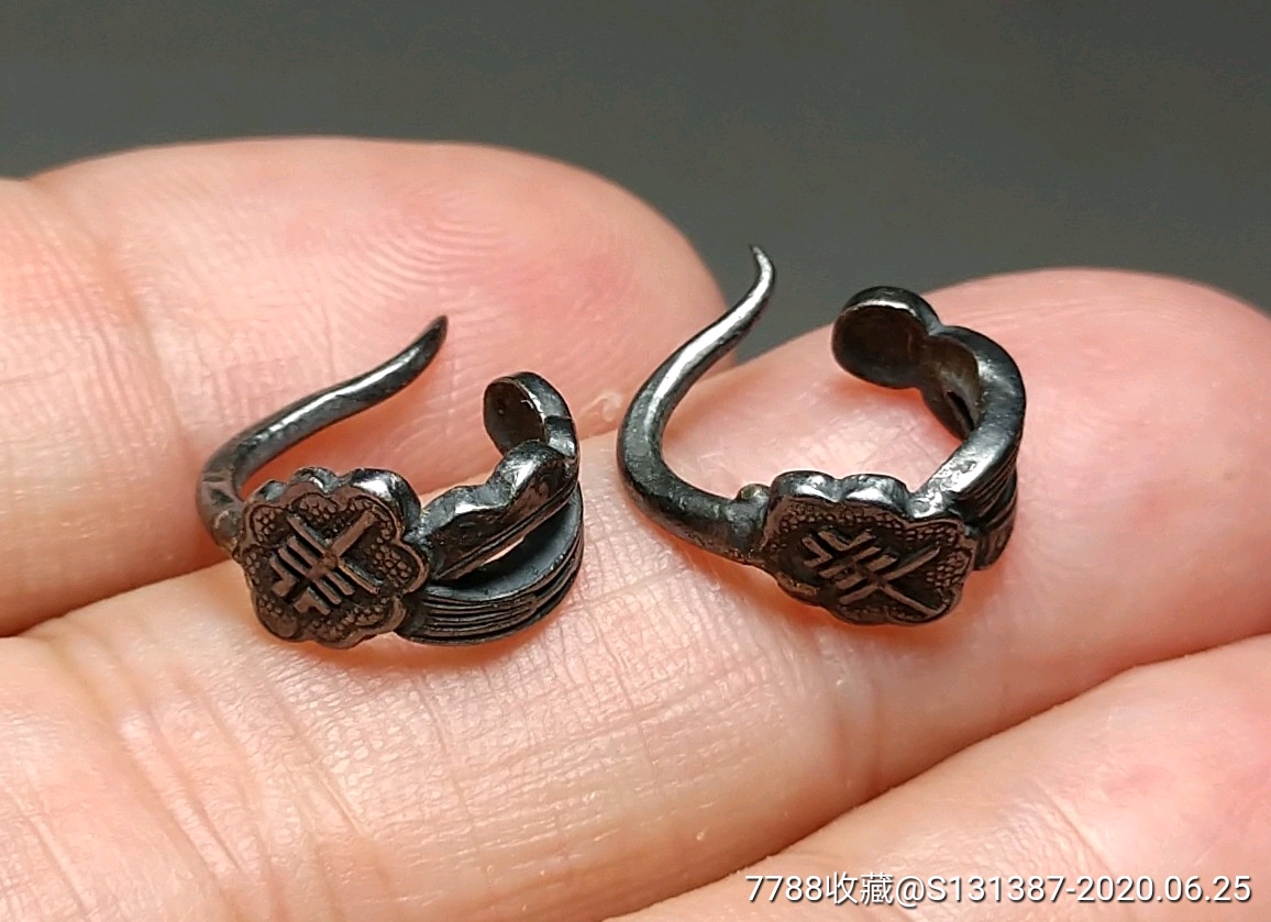 精美清代吉祥老银耳坠一对