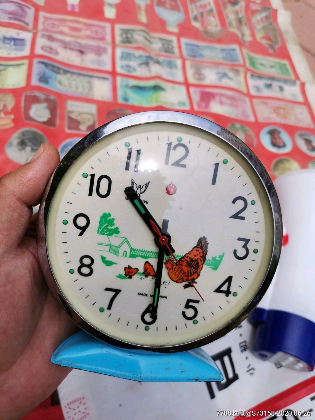 白鸽牌小鸡啄米闹钟