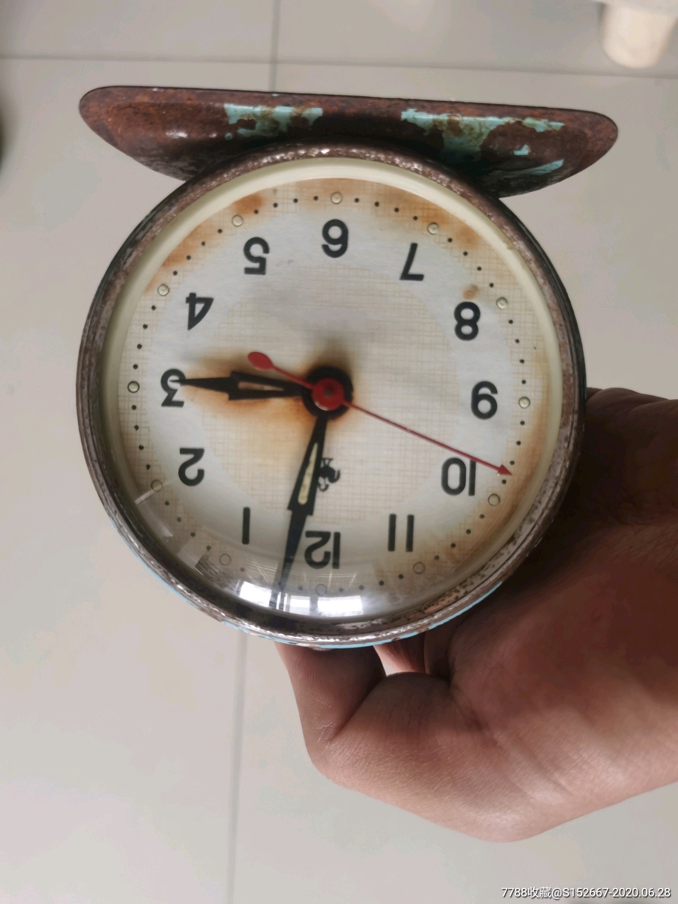 稀少早期金鸡牌老马蹄表闹钟
