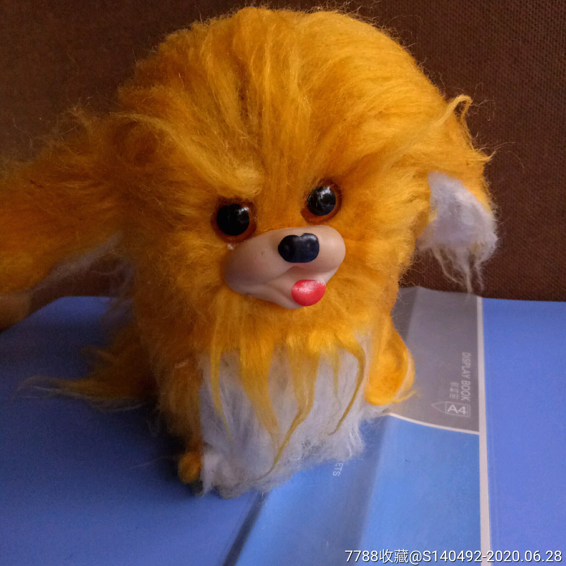 八几年金毛狮子狗玩具模型