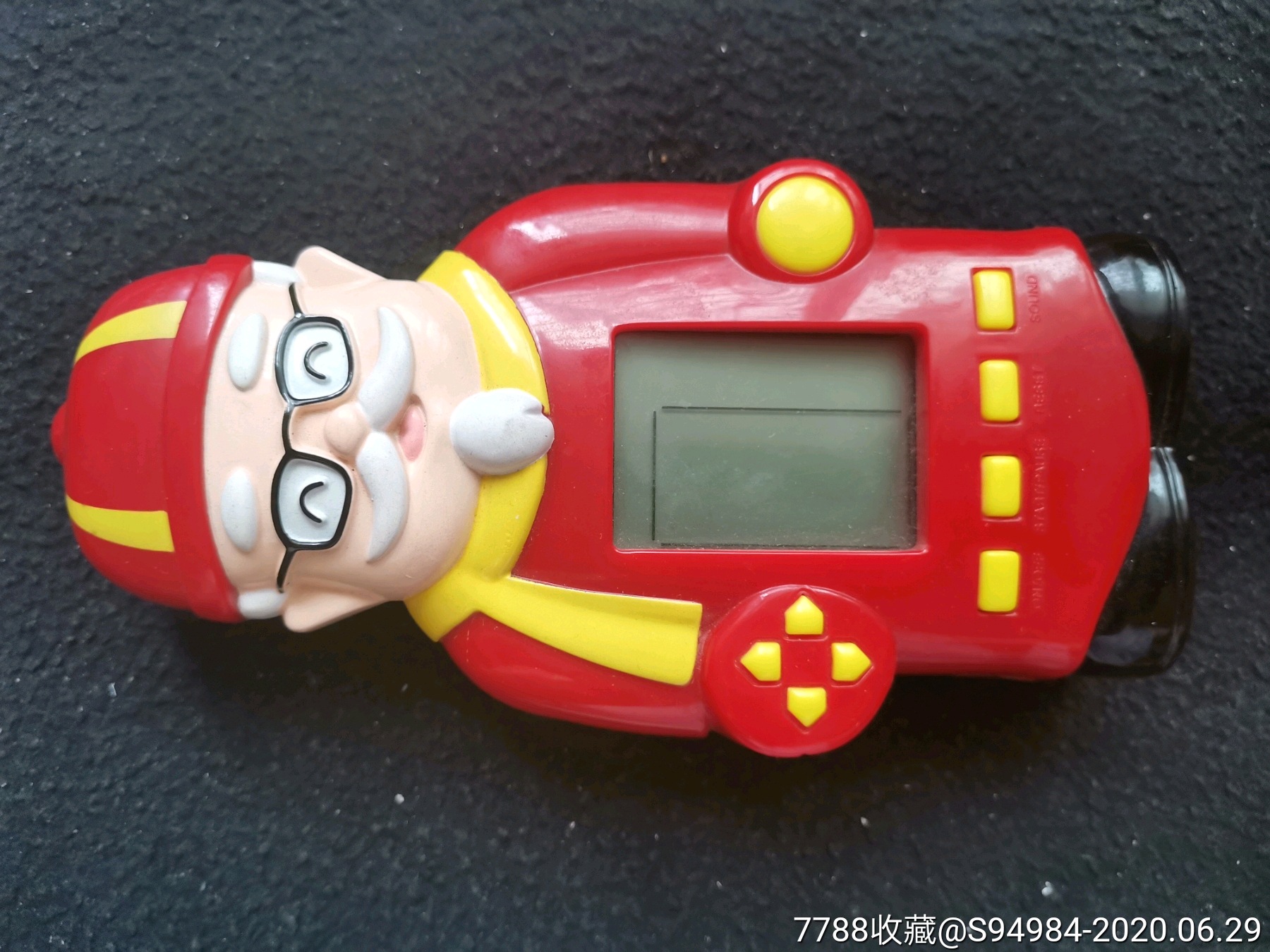 肯德基电玩上校,原盒售出不退换,出价代表认可品相品类,所见即所得.