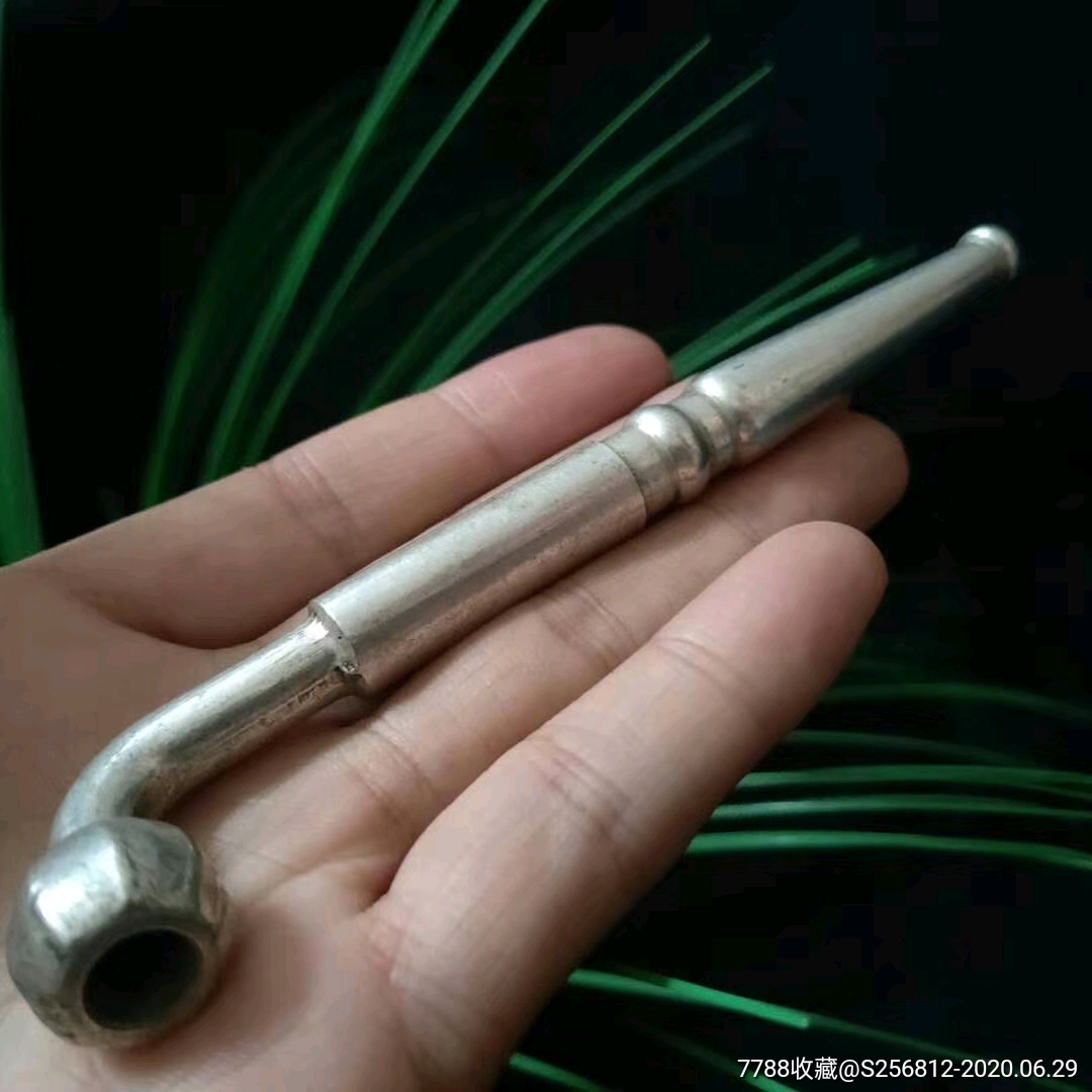 民国老银烟袋长135公分通体材质一致雪花银老手工工艺老包浆小巧玲