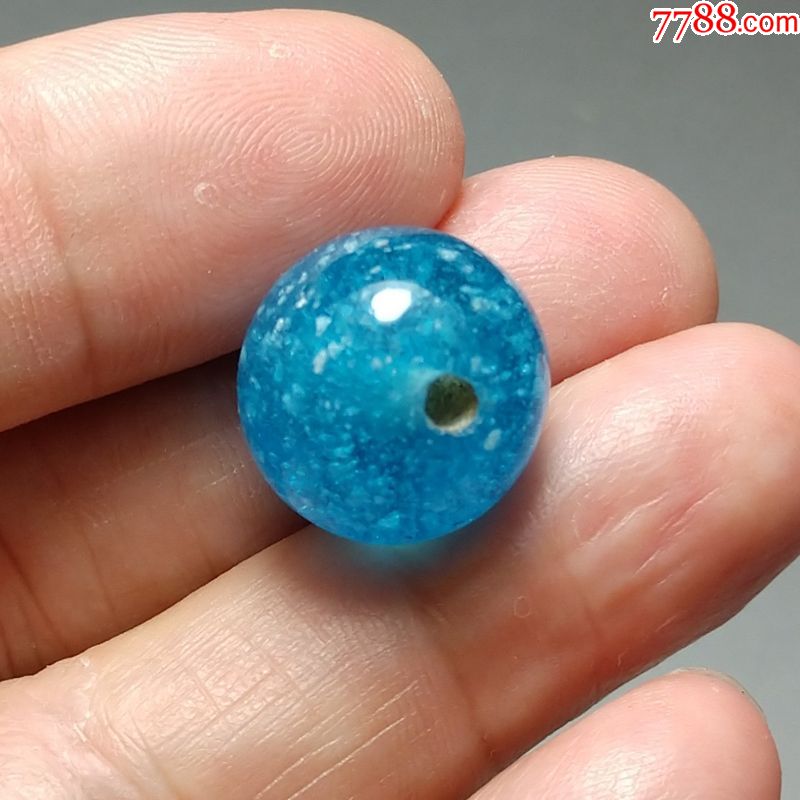 清末民国霏雪琉璃珠一对颗