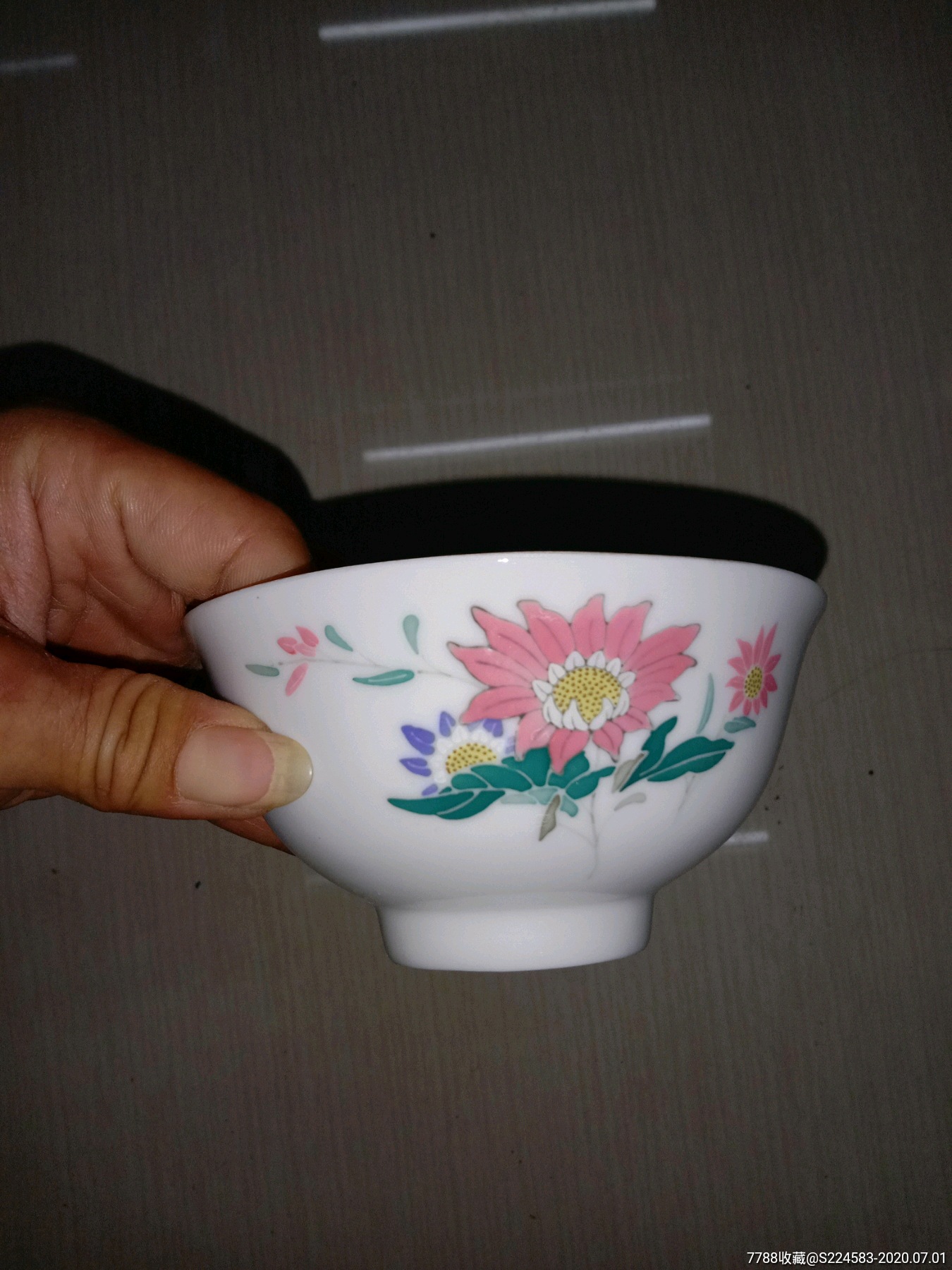 七八十年代手绘碗一只全品