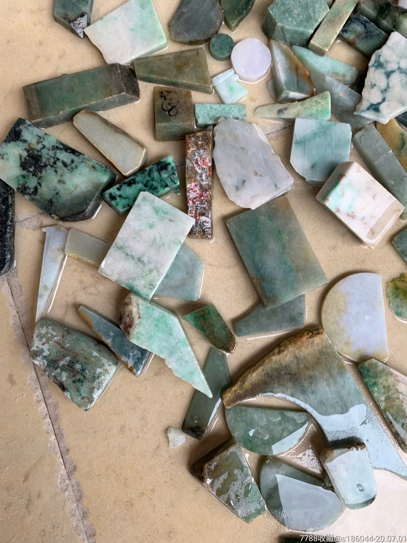 天然翡翠边角料130块练手料打包出售