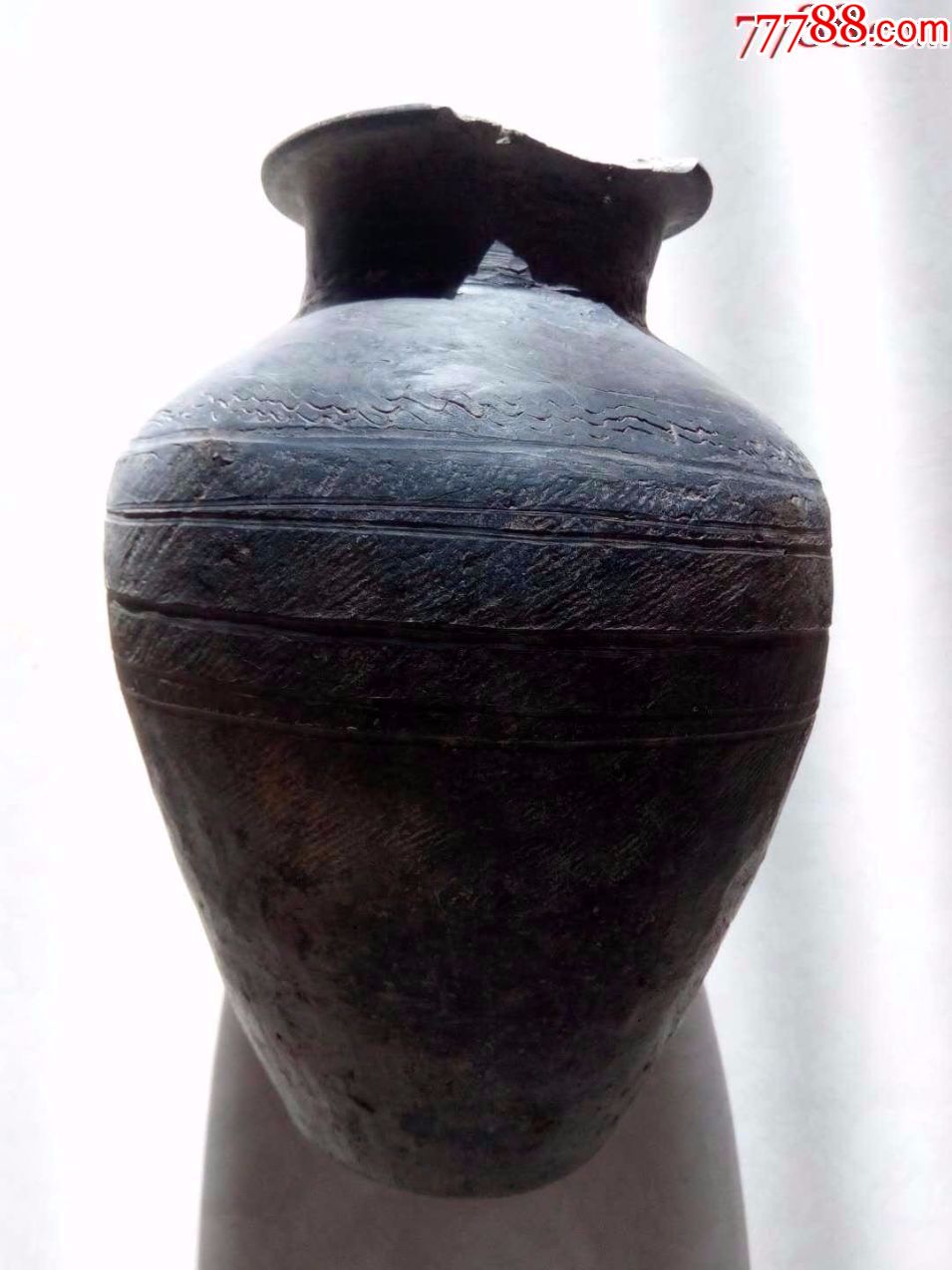 秦代铅光带旋纹绳纹灰陶罐口沿有小残,12---10----25厘米大